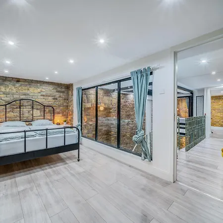 City Center Loft Haven: Modern Elegance Budapest Exterior photo