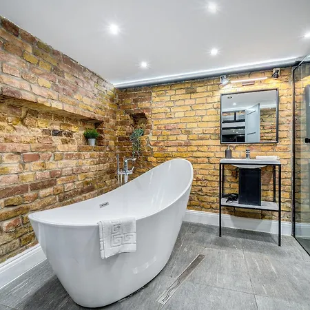 City Center Loft Haven: Modern Elegance Budapest Exterior photo
